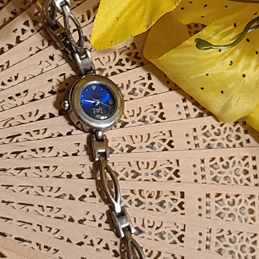 Ladies Watch for sale VINTAGE L.E. Watch